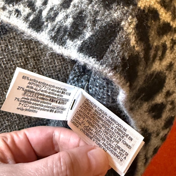 Zara gray leopard animal print jacquard knit cardigan NWT - Picture 8 of 11
